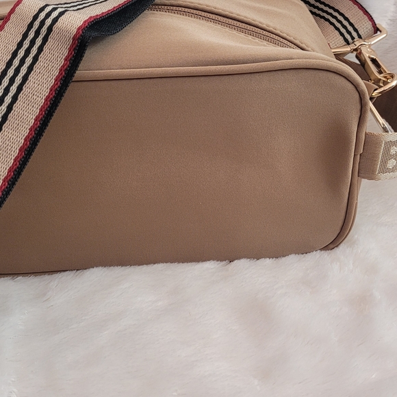 Burberry bag - Picture 12 of 16
